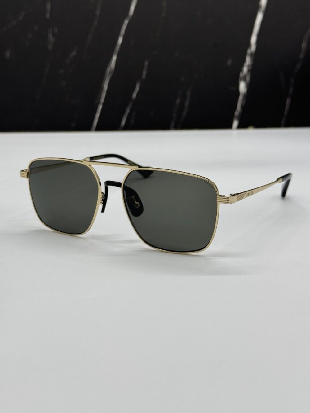 NEW GUCCI GG0743S 001 SUNGLASSES GOLD/GRAY UNISEX EYEWEAR - Picture 4 of 11